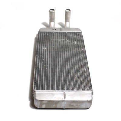 8102-00977 Tanque de água de refrigeração de radiador de alumínio para autocarros Higer OE NO. Substituição