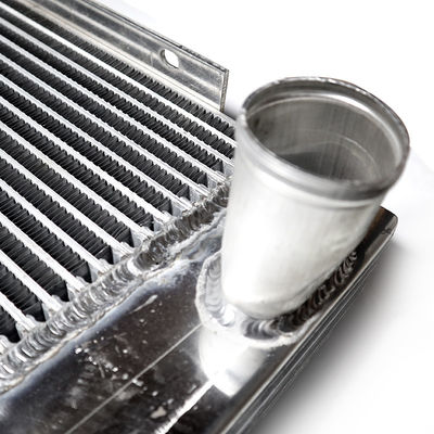 Sistema de refrigeração de partes de autocarros Radiador do motor 1301-04898 para Higer Bus Year 2010-