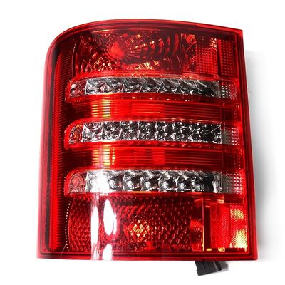 Golden Dragon Bus 24V LED Light Tail e 30W de potência com o número OE 4133-00059
