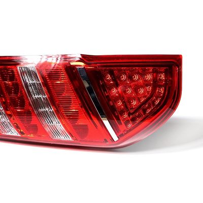 Lâmpadas traseiras de autocarros 4133-00217